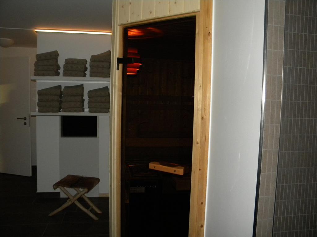 Haus Andorra Apartment Цермат Екстериор снимка