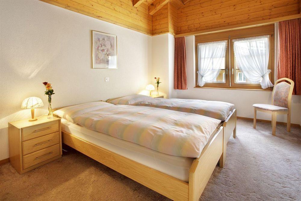 Haus Andorra Apartment Цермат Екстериор снимка