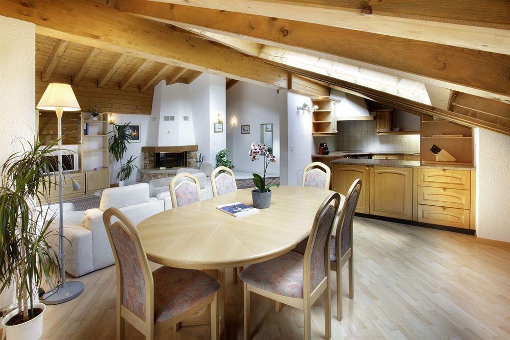 Haus Andorra Apartment Цермат Екстериор снимка