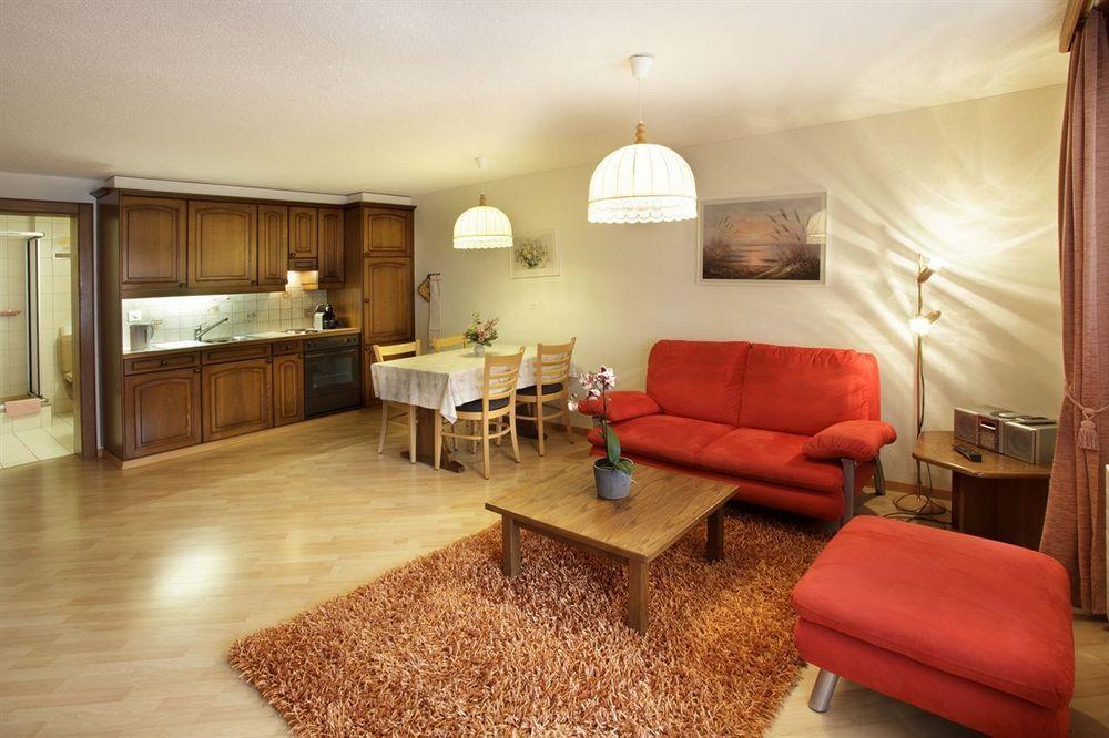 Haus Andorra Apartment Цермат Екстериор снимка