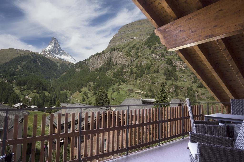 Haus Andorra Apartment Цермат Екстериор снимка