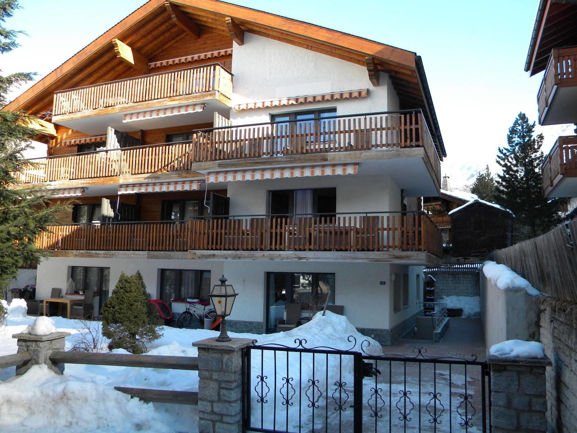 Haus Andorra Apartment Цермат Екстериор снимка