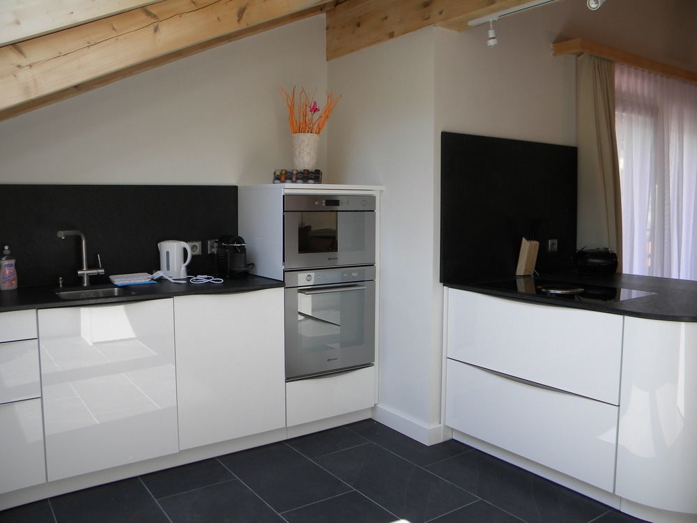 Haus Andorra Apartment Цермат Екстериор снимка